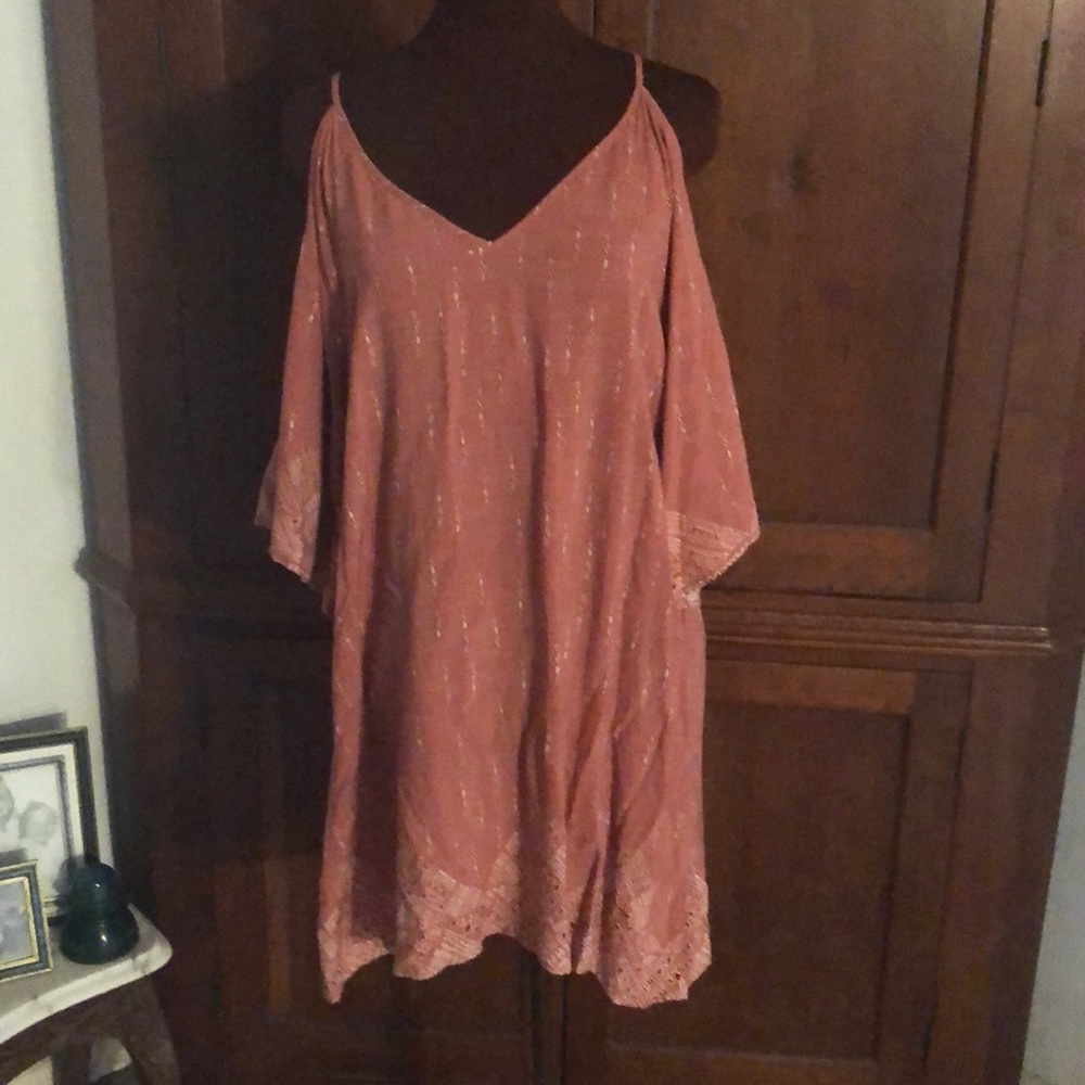 Lush brand cute little cold shoulder Dress size M